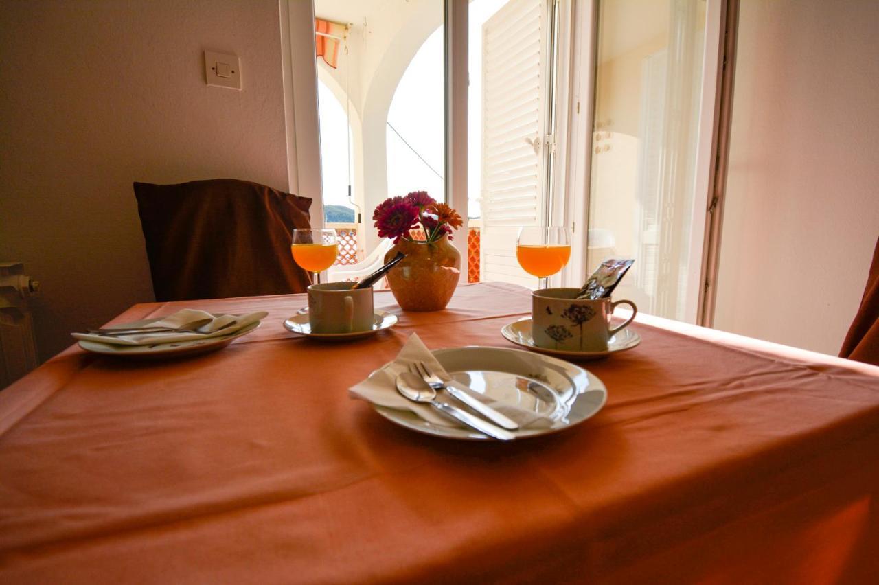 Apartmani Jasmina Supetarska Draga Exterior photo